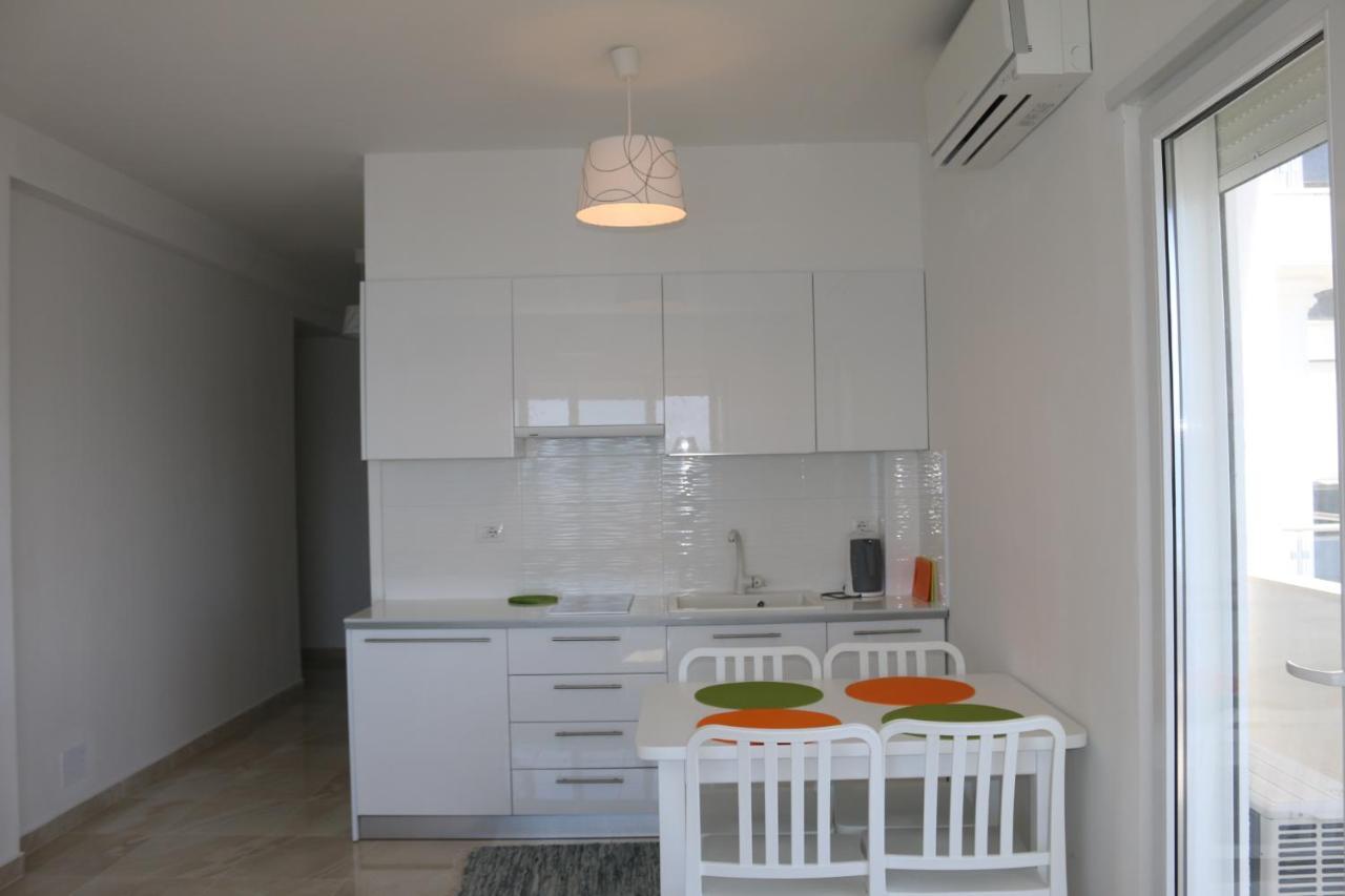White Sea View Residence Saranda Extérieur photo