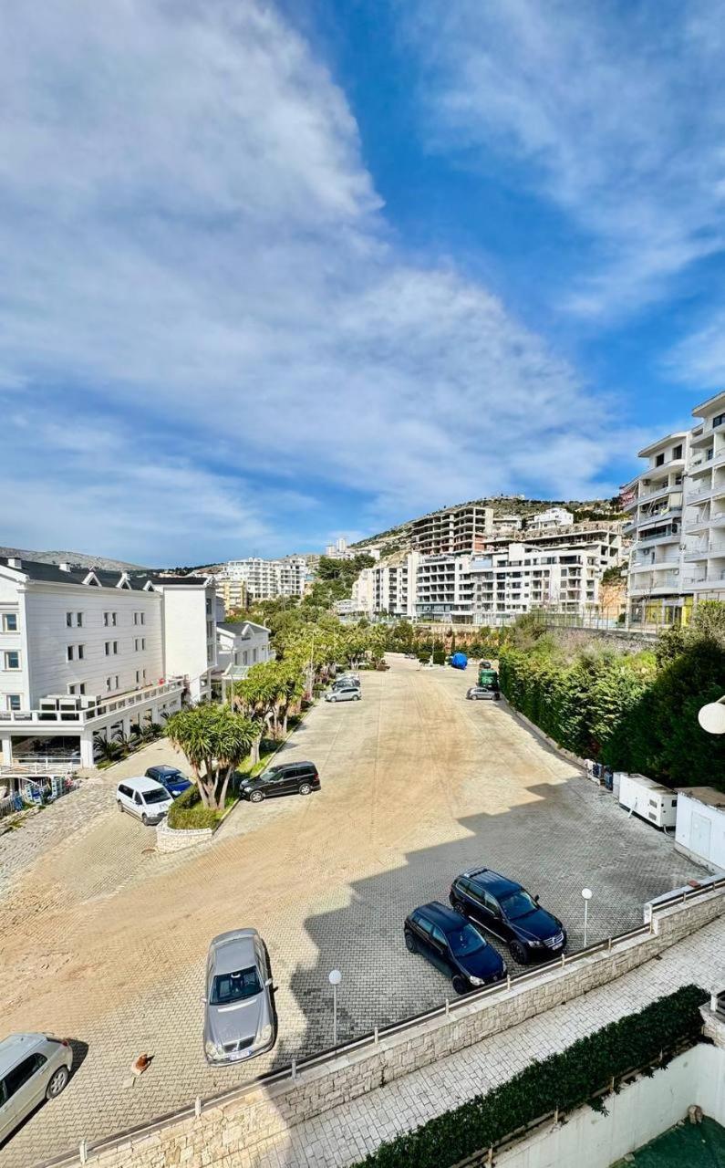 White Sea View Residence Saranda Extérieur photo